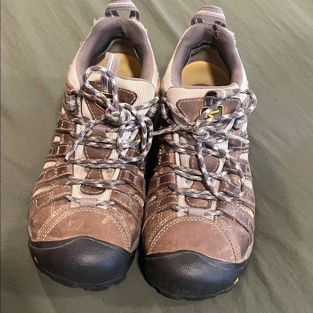 KEEN Women’s Brown Steel Toe Utility Shoes - Picture 2 of 5